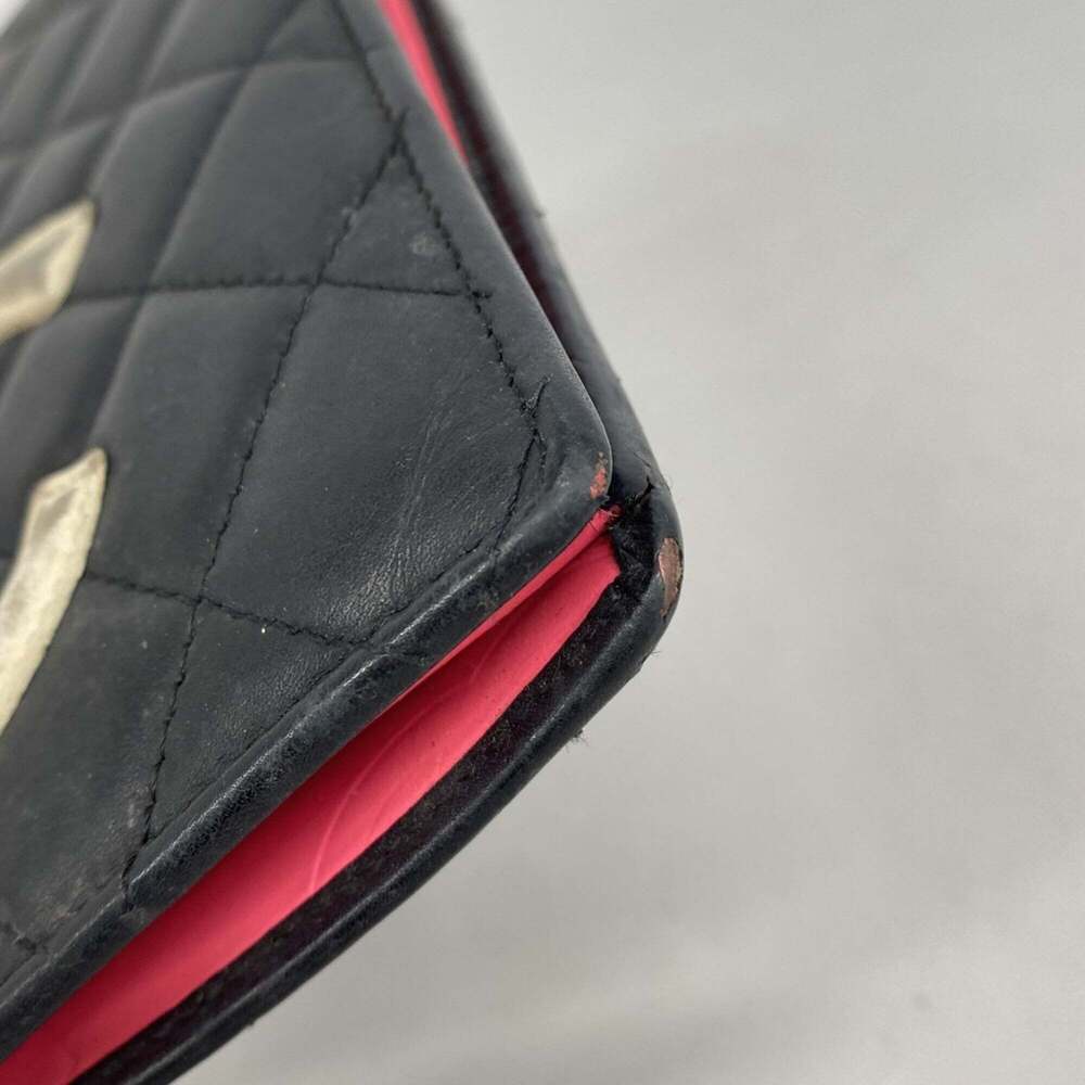 CHANEL Black Lambskin Leather Wallet - Picture 7 of 10